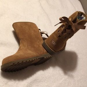 Kids Uggs T Corene style size 9